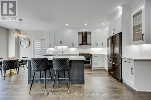 1451 Tobyn Drive, Burlington, ON - Indoor Photo Showing Kitchen With Upgraded Kitchen