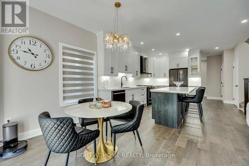 1451 Tobyn Drive, Burlington, ON - Indoor Photo Showing Dining Room