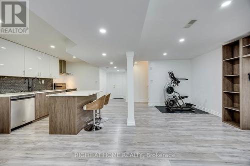 1451 Tobyn Drive, Burlington, ON - Indoor