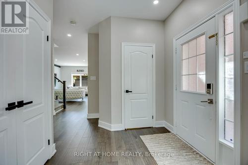 1451 Tobyn Drive, Burlington, ON - Indoor Photo Showing Other Room