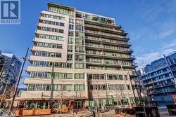 304 - 38 NIAGARA STREET Toronto, ON M5V 3X1