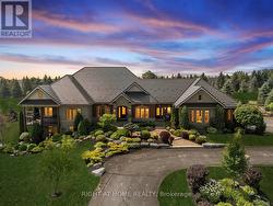 7 CLYDE COURT Scugog, ON L9L 2C9