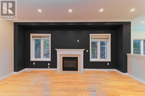 6843 Campbell Settler Court, Mississauga, ON - Indoor With Fireplace