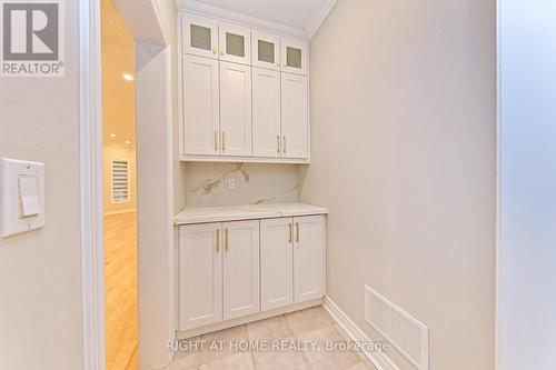 6843 Campbell Settler Court, Mississauga, ON - 
