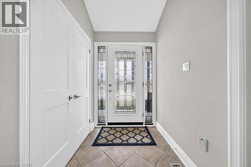 30 Carriagegate Drive, Hamilton, ON - Indoor Photo Showing Other Room