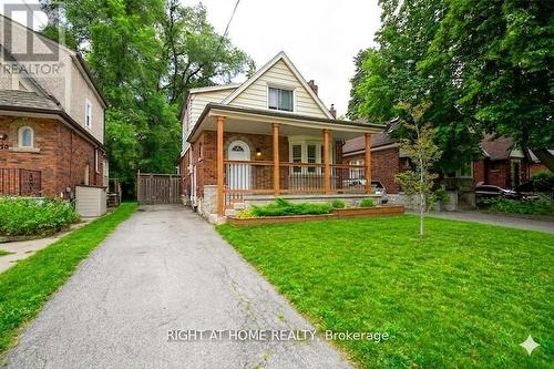 148 HADDON AVENUE S  Hamilton, ON L8S 1X8