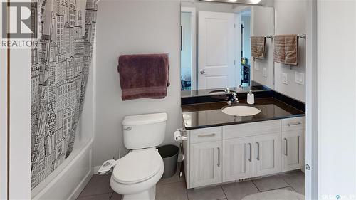 406 1515 Anson Road, Regina, SK - Indoor Photo Showing Bathroom