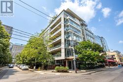 PH 805 - 66 PORTLAND STREET Toronto, ON M5V 2M6