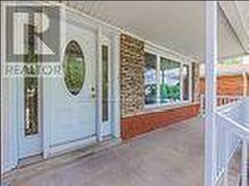 9 CHALET (UPPER) ROAD , Toronto, Ontario M2J 3V4 2