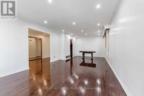 9 CHALET (UPPER) ROAD , Toronto, Ontario M2J 3V4 4