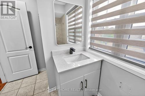 36 Earlsbridge Boulevard, Brampton, ON - Indoor Photo Showing Bathroom
