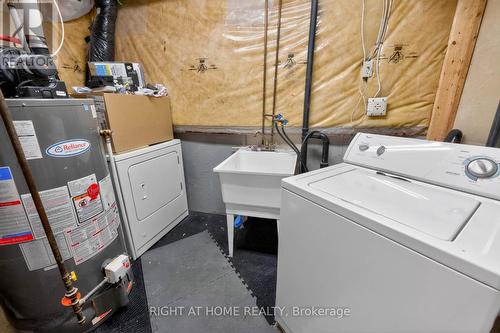36 Earlsbridge Boulevard, Brampton, ON - Indoor Photo Showing Laundry Room