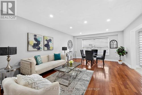 36 Earlsbridge Boulevard, Brampton, ON - Indoor Photo Showing Living Room
