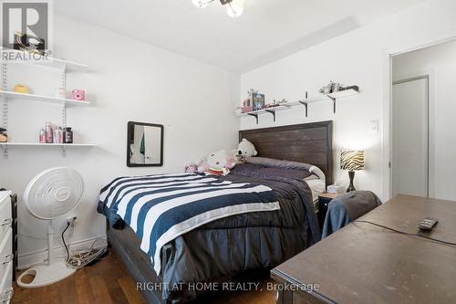 33 Benson Avenue, Mississauga, ON - Indoor Photo Showing Bedroom