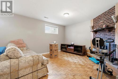 33 Benson Avenue, Mississauga, ON - Indoor