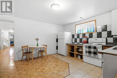 33 Benson Avenue, Mississauga, ON - Indoor Photo Showing Other Room
