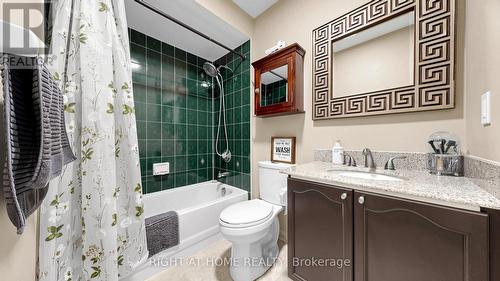 6 Compton Crescent, Bradford West Gwillimbury, ON - Indoor Photo Showing Bathroom