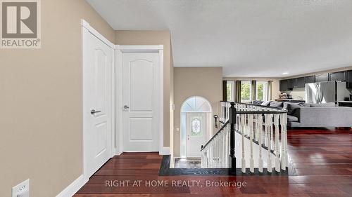 6 Compton Crescent, Bradford West Gwillimbury, ON - Indoor Photo Showing Other Room