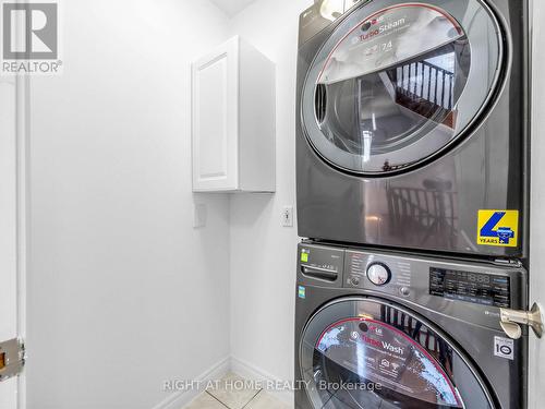 20 Kildonan Drive, Toronto, ON - Indoor Photo Showing Laundry Room