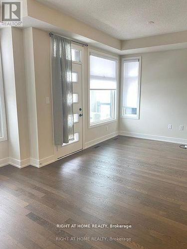 1284 Muller Lane, Oakville, ON - Indoor Photo Showing Other Room