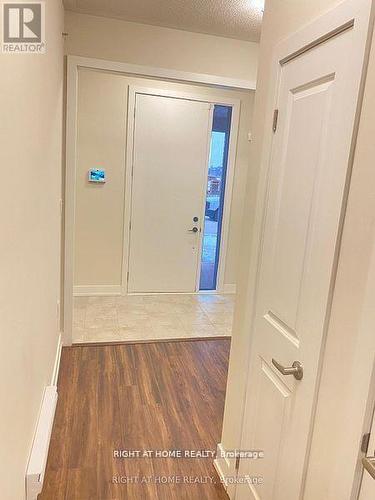 1284 Muller Lane, Oakville, ON - Indoor Photo Showing Other Room