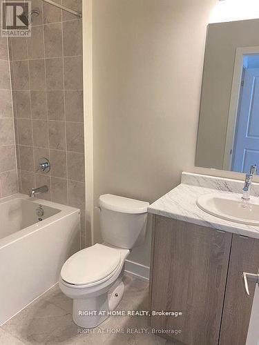 1284 Muller Lane, Oakville, ON - Indoor Photo Showing Bathroom