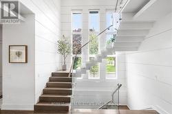 416 PATRICIA AVENUE Toronto, ON M2R 2M9