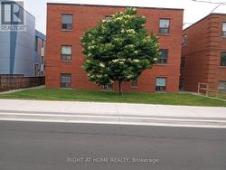 1020 O'CONNOR DRIVE Toronto, ON M4B 2T3