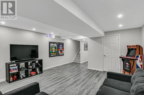 21 Sibella Way, Vaughan, ON - Indoor Photo Showing Basement