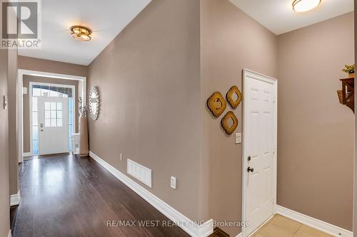 21 Sibella Way, Vaughan, ON - Indoor Photo Showing Other Room