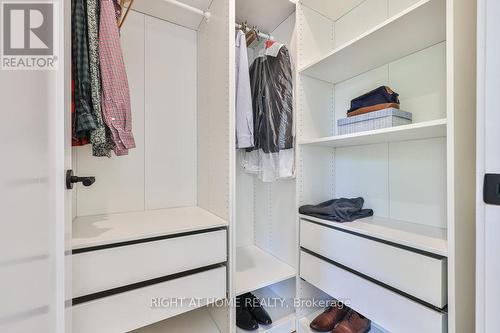 920 Calder Road, Mississauga, ON - Indoor