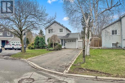 22 BLUERIDGE SQUARE  Brampton, ON L6Z 1A1