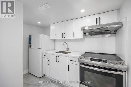53 Gaiety Drive, Toronto, ON - Indoor Photo Showing Kitchen