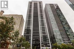 1506 - 28 TED ROGERS WAY Toronto, ON M4Y 2J4