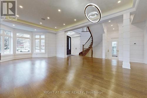 10 Jocelyn Crescent, Toronto, ON - Indoor Photo Showing Other Room