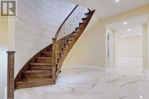 10 Jocelyn Crescent, Toronto, ON - Indoor Photo Showing Other Room