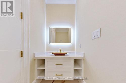 10 Jocelyn Crescent, Toronto, ON - 