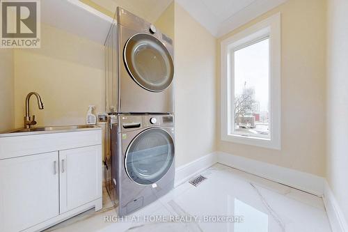 10 Jocelyn Crescent, Toronto, ON - Indoor Photo Showing Laundry Room