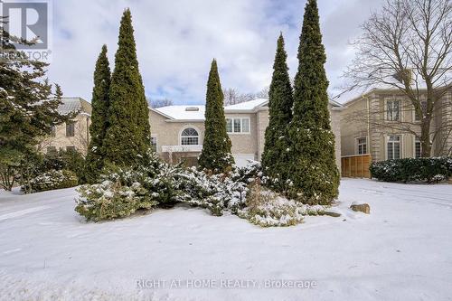 49 ARJAY CRESCENT , Toronto, Ontario M2L 1C6 2