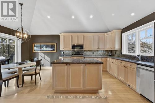 13 Alpine Way, Oro-Medonte, ON - Indoor