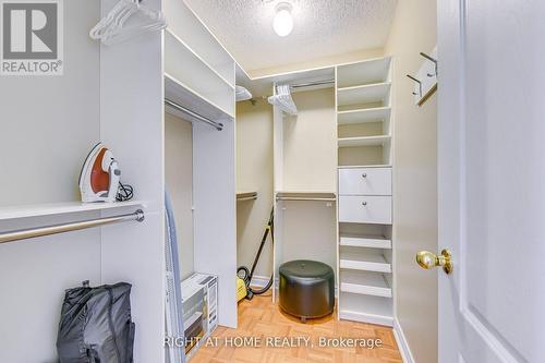 814 Brass Winds Place, Mississauga, ON - Indoor