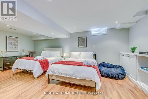 814 Brass Winds Place, Mississauga, ON - Indoor Photo Showing Bedroom
