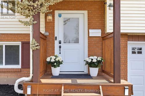 602 Willow Road, Guelph, ON - Outdoor With Exterior