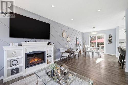 602 Willow Road, Guelph, ON - Indoor Photo Showing Living Room With Fireplace