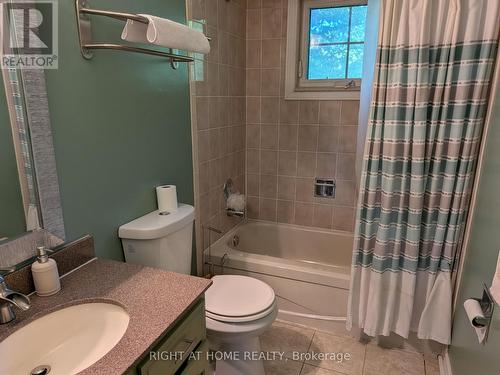 D-7 - 1663 Nash Road, Clarington, ON - Indoor Photo Showing Bathroom