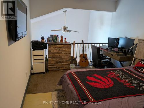 D-7 - 1663 Nash Road, Clarington, ON - Indoor