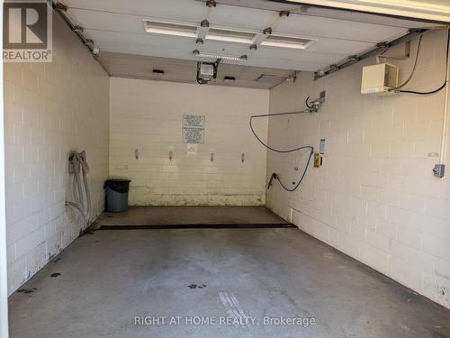 D-7 - 1663 Nash Road, Clarington, ON - Indoor Photo Showing Garage