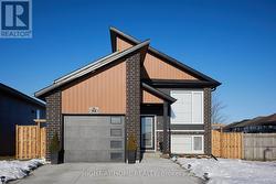 42 MOONSTONE CRESCENT Chatham-Kent, ON N7M 0S2