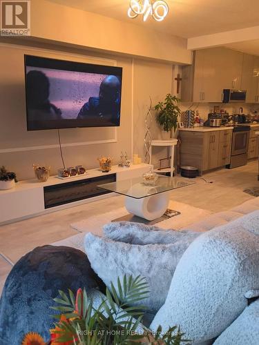 2407 - 33 Harbour Square, Toronto, ON - Indoor