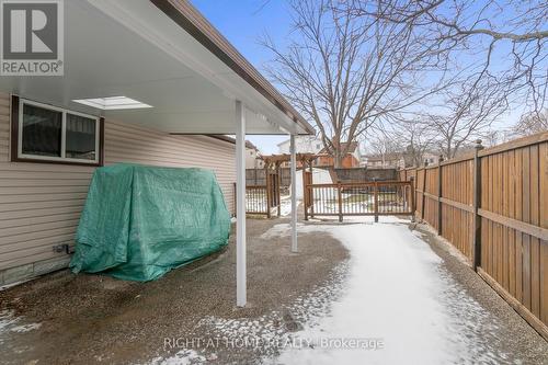2035 Carleton Court, Burlington, ON - Outdoor